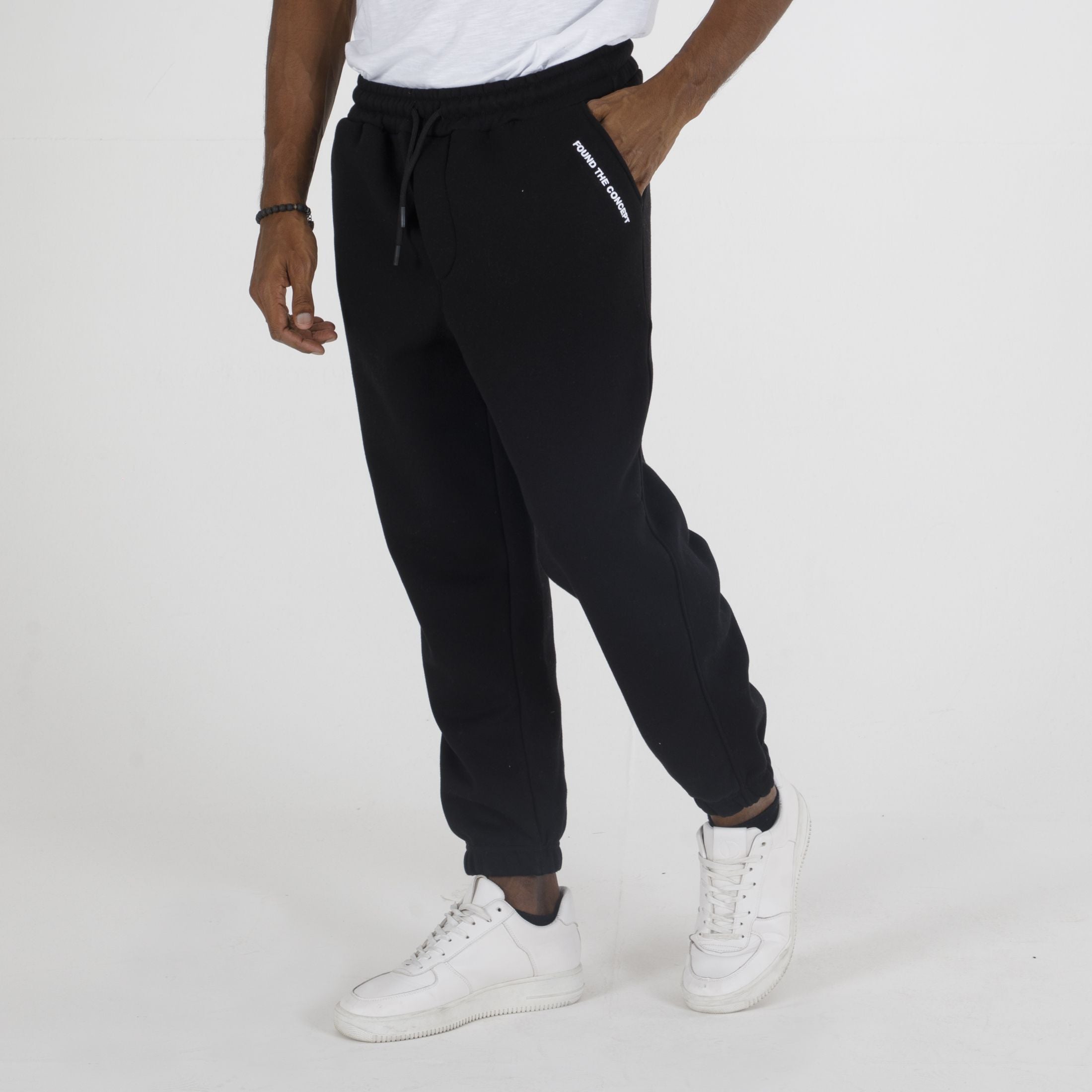 7239-JOGGER-FELPA-BASIC-RICAMO-11275-JOGGER-FELPA-BASIC-RICAMO-11275_2dbce312-db88-4ce9-b994-23eb39d90d68.jpg