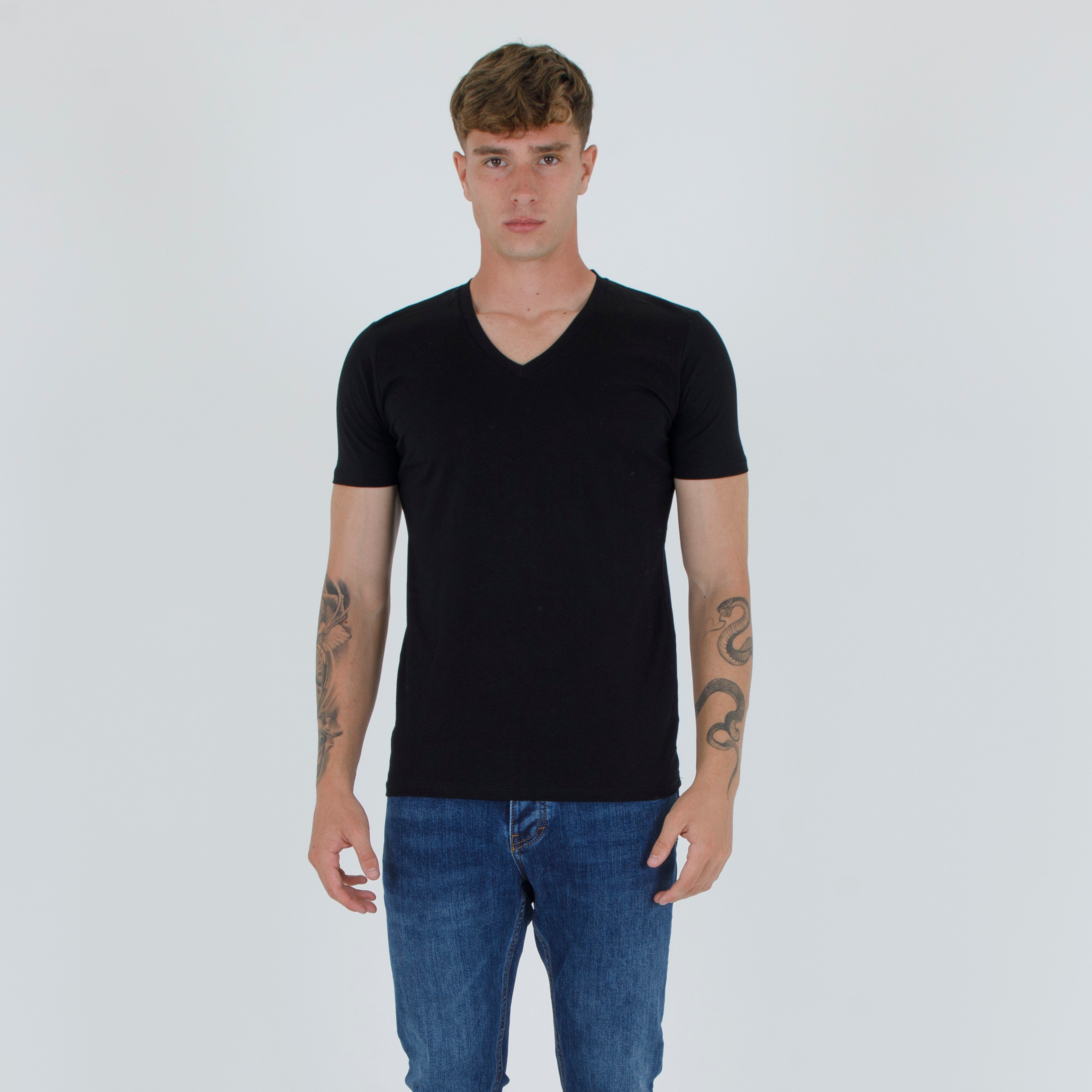 9164-T-SHIRT-SCOLLO-A-V-11497-T-SHIRT-SCOLLO-A-V-11497.jpg